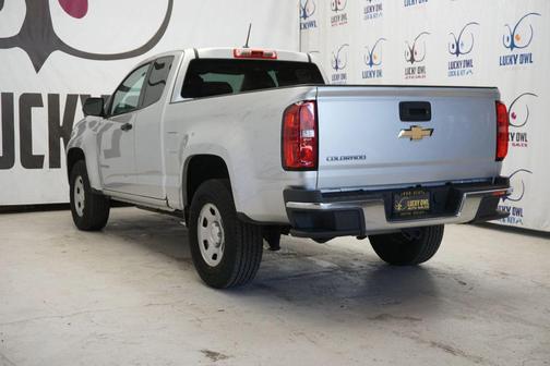 Silver 2018 Chevrolet Colorado WT