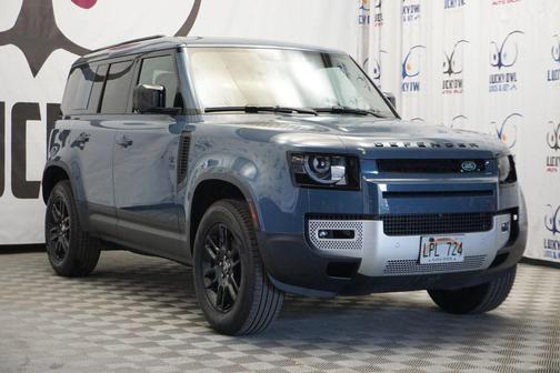 2025 Land Rover Defender 110 P300