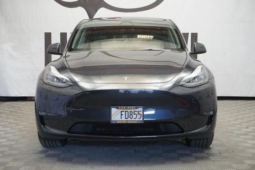 2025 Tesla Model Y Long Range Dual Motor Rear-Wheel Drive