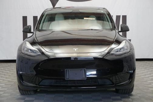 2023 Tesla Model Y Long Range Sport Utility 4D