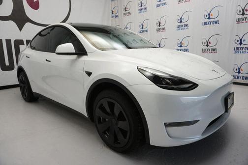 2023 Tesla Model Y Long Range Dual Motor All-Wheel Drive