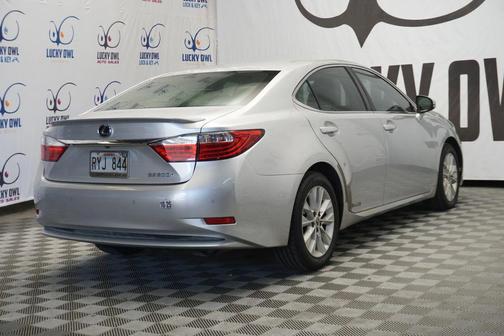 2013 Lexus ES 300h Base