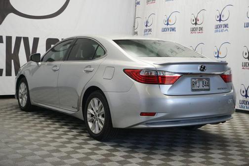 2013 Lexus ES 300h Base