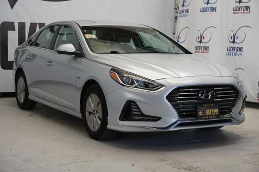 Silver 2018 Hyundai SONATA Hybrid SE