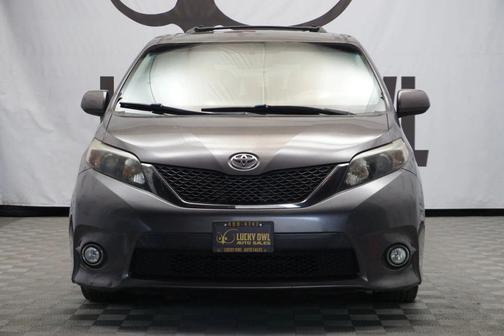 2014 Toyota Sienna SE