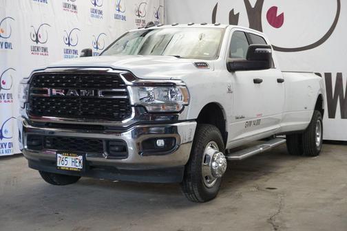 2024 RAM 3500 Big Horn Crew Cab 4x4 8' Box