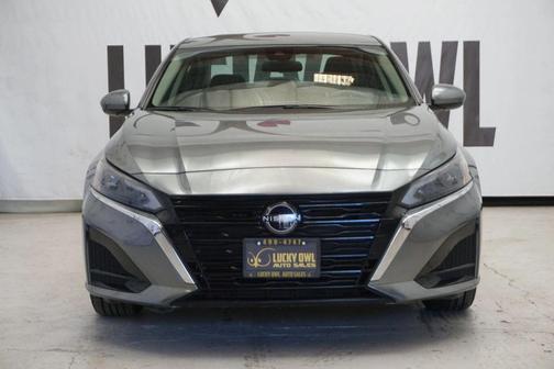 Gray 2023 Nissan Altima 2.5 SV