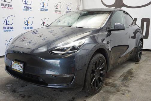 2024 Tesla Model Y Standard Sport Utility 4D