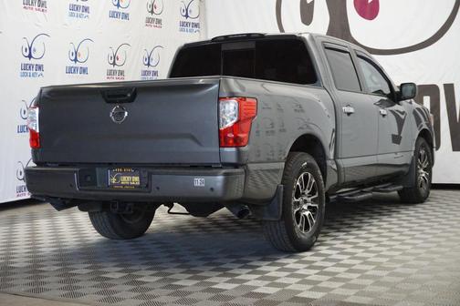 2021 Nissan Titan SV