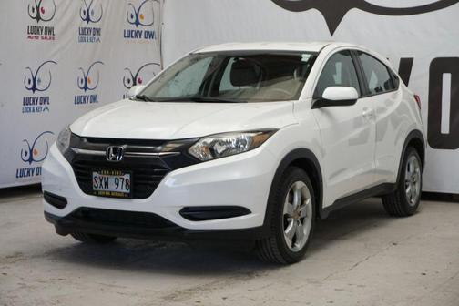 White 2016 Honda HR-V LX
