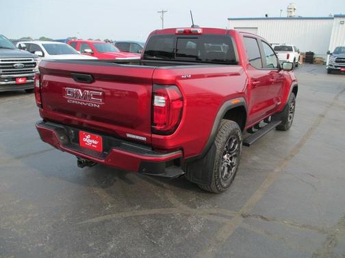 2024 GMC Canyon Elevation