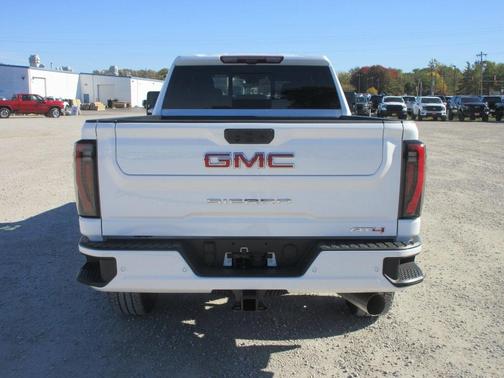 2026 GMC Sierra 2500 AT4