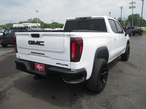 2024 GMC Sierra 1500 AT4X