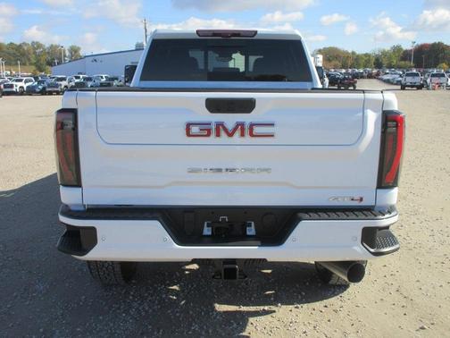 2026 GMC Sierra 3500 AT4