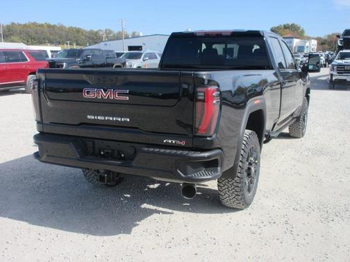 2026 GMC Sierra 3500 AT4