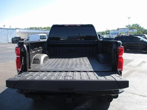 2025 Chevrolet Silverado 2500 ZR2