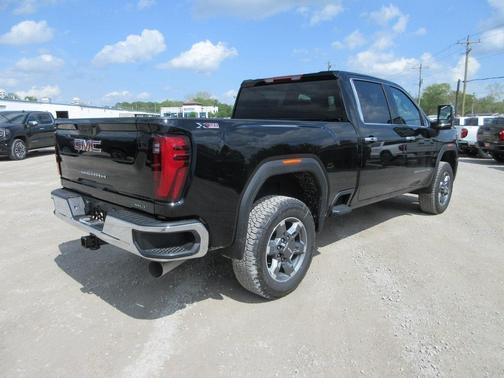 2025 GMC Sierra 2500 SLT