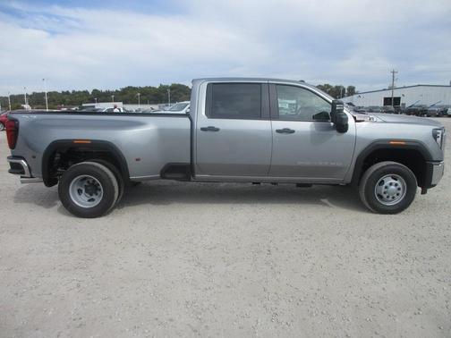 2026 GMC Sierra 3500 Pro