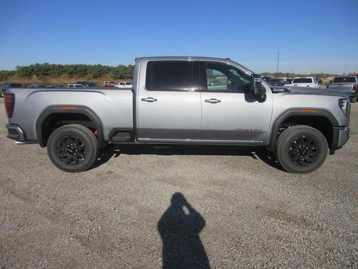 2026 GMC Sierra 2500 AT4