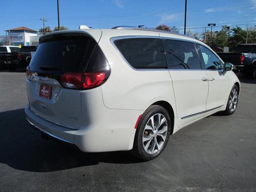 2019 Chrysler Pacifica Limited