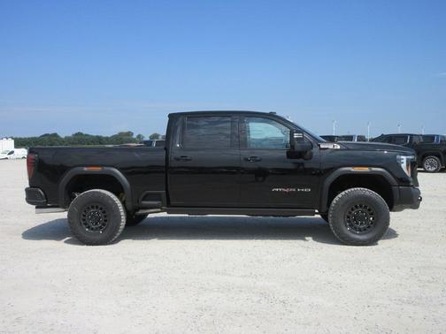 2025 GMC Sierra 2500 AT4X