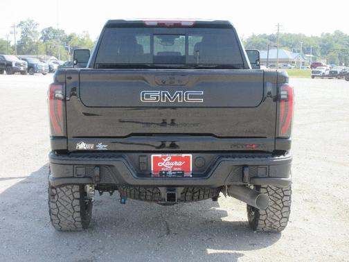 2025 GMC Sierra 2500 AT4X