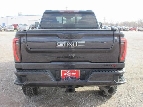 2026 GMC Sierra 3500 AT4