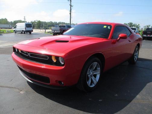 2021 Dodge Challenger SXT
