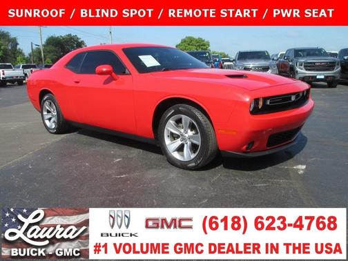 2021 Dodge Challenger SXT
