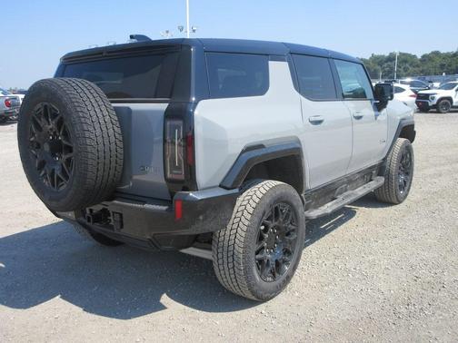 2026 GMC HUMMER EV SUV 2X