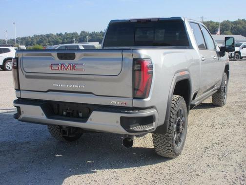 2025 GMC Sierra 2500 AT4