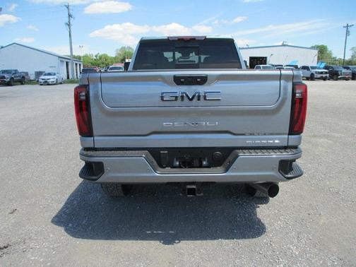 2025 GMC Sierra 2500 Denali Ultimate
