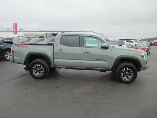 2022 Toyota Tacoma TRD Off Road