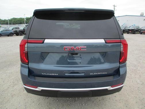 Metallic 2026 GMC Yukon XL Elevation