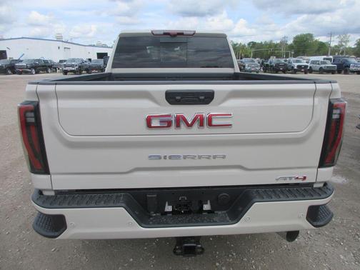 Dune 2026 GMC Sierra 2500 AT4