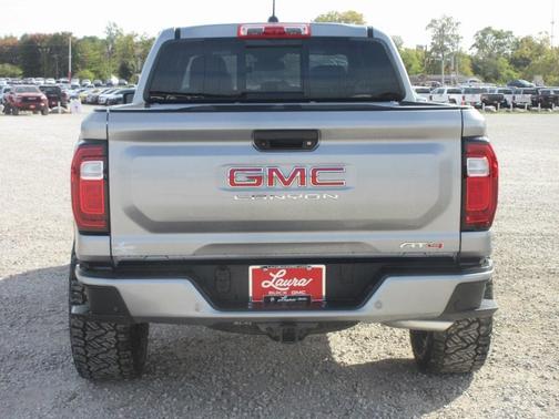 2025 GMC Canyon AT4