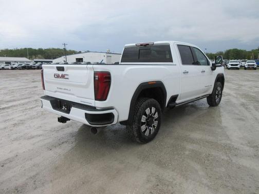 2025 GMC Sierra 2500 Denali