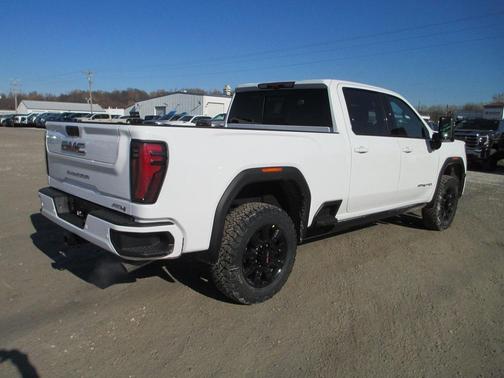 2026 GMC Sierra 2500 AT4