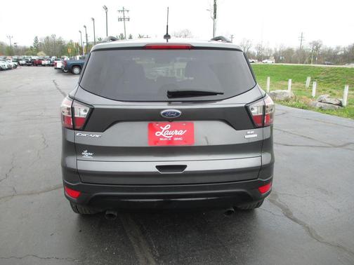 Magnetic Metallic 2017 Ford Escape SE