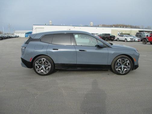2022 BMW iX xDrive50