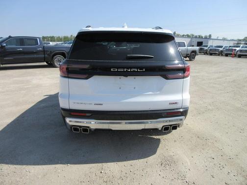 2025 GMC Acadia Denali