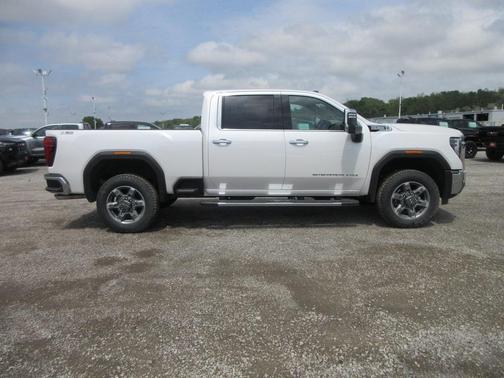 2025 GMC Sierra 2500 SLT