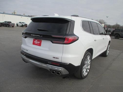2024 GMC Acadia Denali