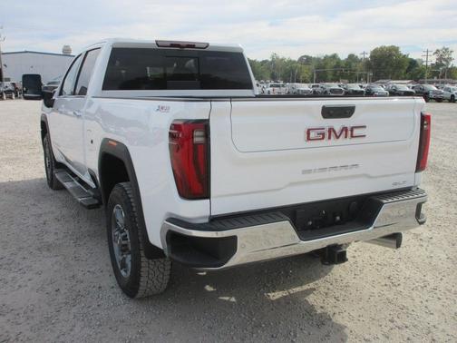 2026 GMC Sierra 2500 SLT