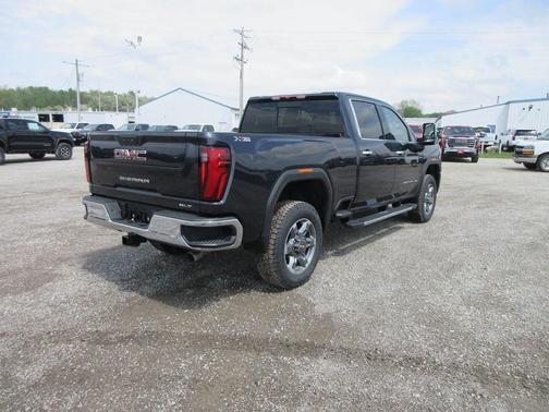 2025 GMC Sierra 2500 SLT