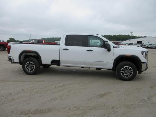 2025 GMC Sierra 3500 Pro