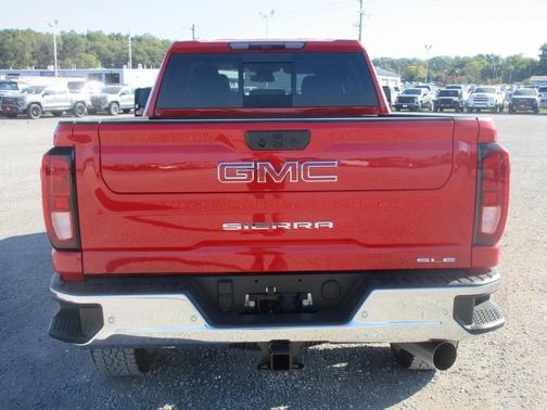 2026 GMC Sierra 2500 SLE