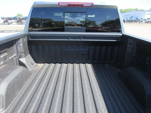 Sterling 2026 GMC Sierra 1500 SLT