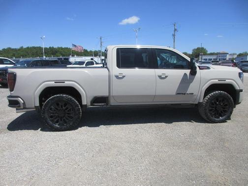 Dune 2026 GMC Sierra 3500 AT4