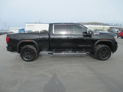 2022 GMC Sierra 2500 Denali